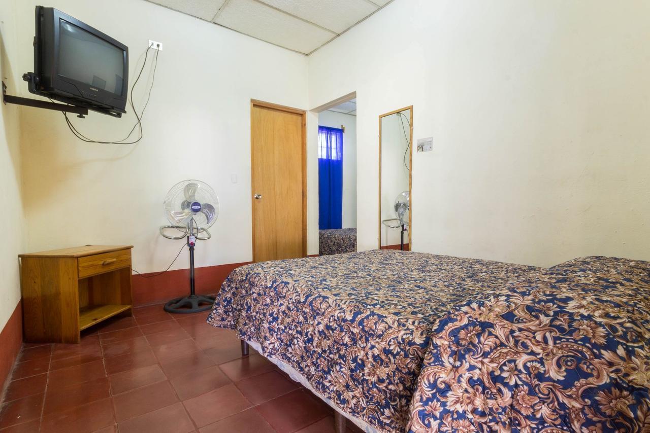 Hotel Frontera Окоталь Экстерьер фото