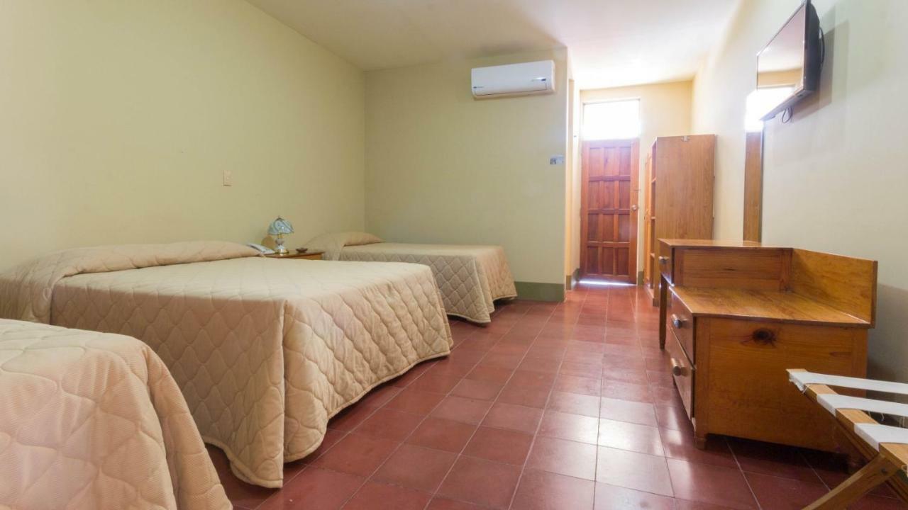 Hotel Frontera Окоталь Экстерьер фото