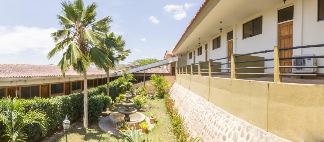Hotel Frontera Окоталь Экстерьер фото